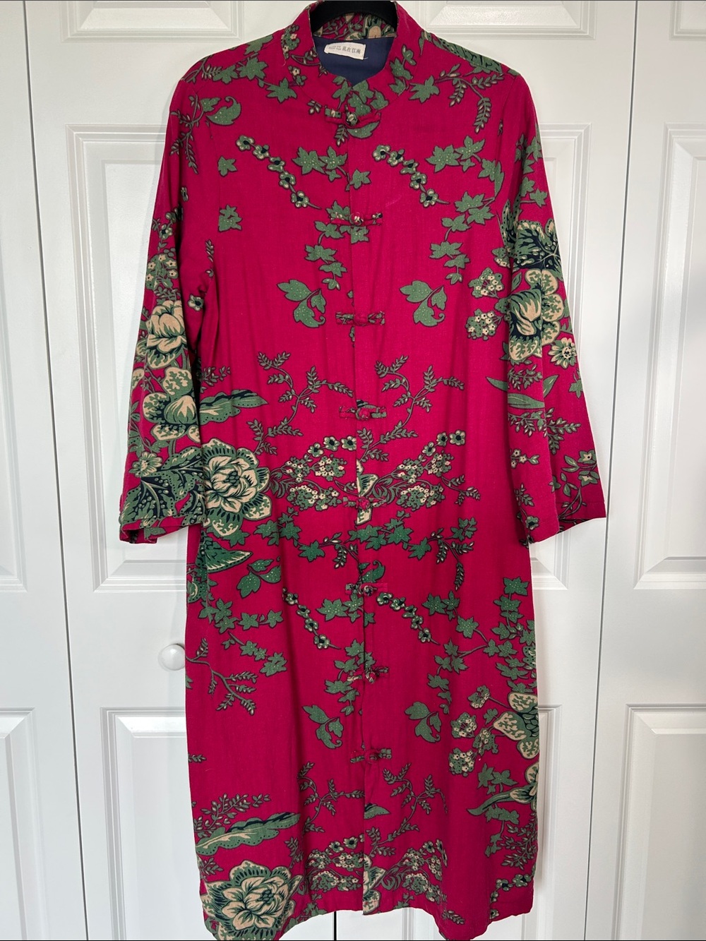 Vintage-Inspired Magenta Floral Long Dress by Luan Zai Jiang Nan